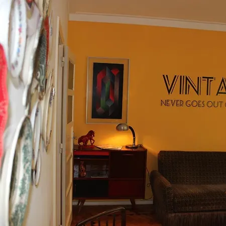 Be A Lisboner -vintage Apartment